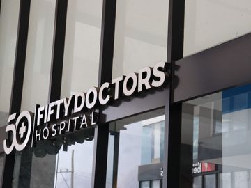 Venta de Consultorio Torres Médicas 5,  La Paz, av Rosendo Marquez, Puebla