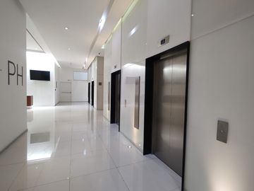Venta de Consultorio Torres Médicas 5,  La Paz, av Rosendo Marquez, Puebla