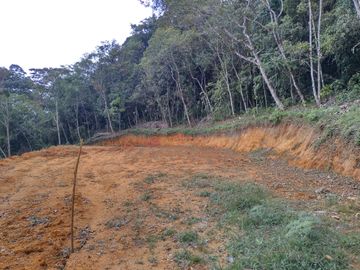 LOTE ESQUINERO EN DAPA CONDADO BEVERLY