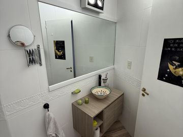 Casa chalet estilo moderno en Venta en barrio privado Club Campos de Golf Las Praderas De Lujan.
