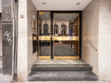 VENTA AMOBLADO - MONOAMBIENTE IDEAL RENTA
