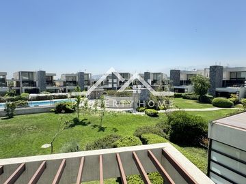 OPORTUNIDAD PRECIOSO Y MODERNO DUPLEX EN TOWNHOUSE CHICUREO