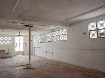 CASA EN VENTA PARA REMODELAR EN EL CENTRO HISTÓRICO DE MÉRIDA