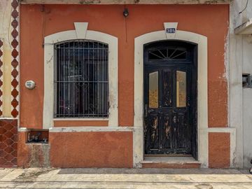 CASA EN VENTA PARA REMODELAR EN EL CENTRO HISTÓRICO DE MÉRIDA