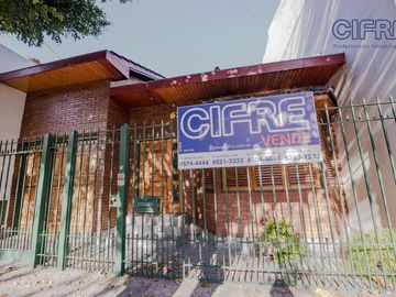 Excelente casa 5 ambientes quincho, patio en Villa Pueyrredón sobre lote de 8,66x41,20