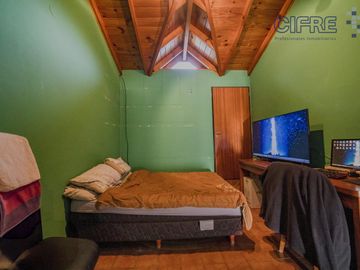Excelente casa 5 ambientes quincho, patio en Villa Pueyrredón sobre lote de 8,66x41,20