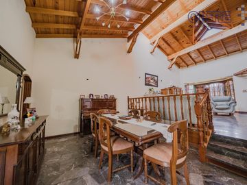 Excelente casa 5 ambientes quincho, patio en Villa Pueyrredón sobre lote de 8,66x41,20