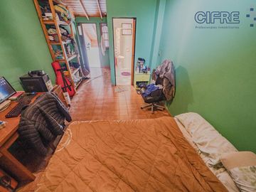 Excelente casa 5 ambientes quincho, patio en Villa Pueyrredón sobre lote de 8,66x41,20