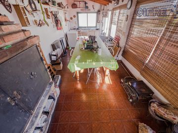 Excelente casa 5 ambientes quincho, patio en Villa Pueyrredón sobre lote de 8,66x41,20
