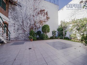 Excelente casa 5 ambientes quincho, patio en Villa Pueyrredón sobre lote de 8,66x41,20