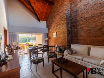 Casa en  Barrio Cerrado El Molino