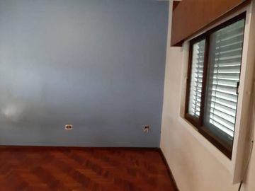 Casa en venta - 3 Dormitorios 1 Baño - Barracas