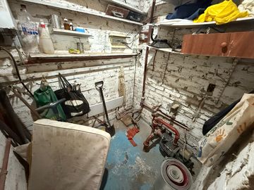 VENTA CASA 2 DORMITORIOS CON PIELTA EN FUNES