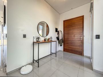 Casa de 3 dormitorios con pileta en los Pasos 2