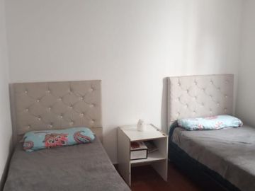 Departamento duplex en venta 2 dormitorios Alto Alberdi con patio