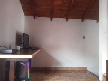 Casa en venta - 3 Dormitorios 2 Baños - Villa Gesell