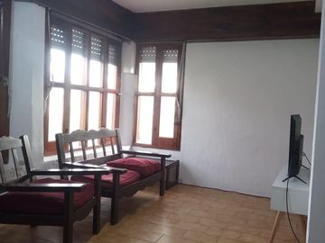 Casa en venta - 3 Dormitorios 2 Baños - Villa Gesell
