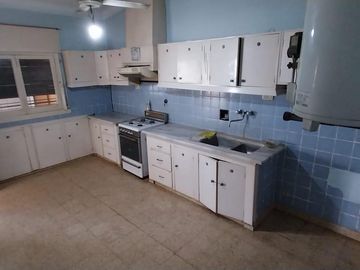 Casa 3 ambientes en zona centrica de Ezeiza
