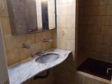 Casa 3 ambientes en zona centrica de Ezeiza