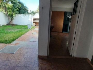 Casa 3 ambientes en zona centrica de Ezeiza