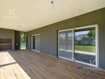 Casa de diseño racionalista en una planta a estrenar - LA MAGDALENA BARRIO CERRADO - CANNING