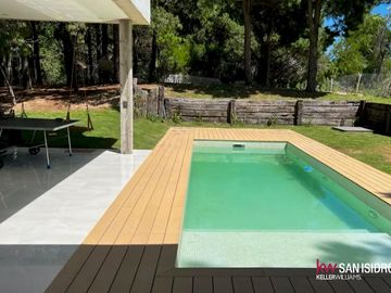 Casa En Alquiler Senderos Iv , 5 Dormitorios. Piscina Climatizada.