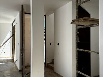 Villa Nueva En Venta en la Playa en Esquina