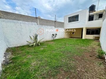 Venta de casa en Defensores de Puebla