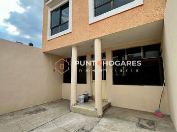 Venta de casa en Defensores de Puebla