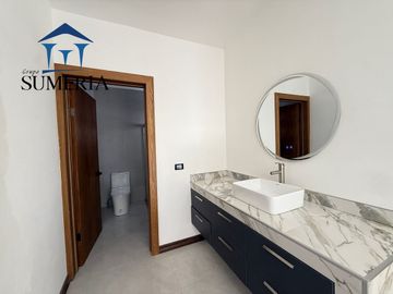 CASA SÚPER BONITA EN VENTA EN ALTOZANO