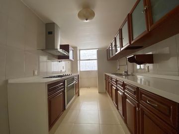 VENTA DE DEPARTAMENTO, EN COLONIA JARDINES DEL PEDREGAL, COYOACÁN