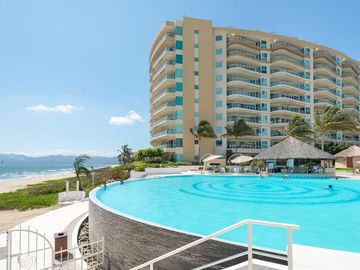 Departamento frente al mar en venta en Nuevo Vallarta