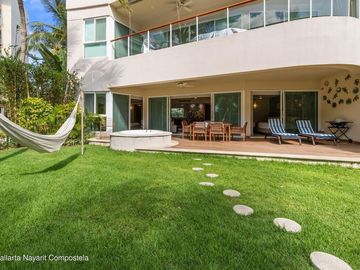 Departamento frente al mar en venta en Nuevo Vallarta