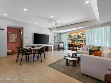 Departamento frente al mar en venta en Nuevo Vallarta