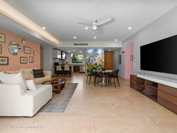 Departamento frente al mar en venta en Nuevo Vallarta