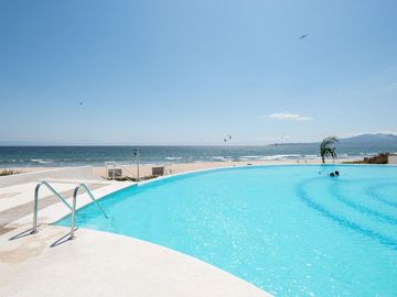 Departamento frente al mar en venta en Nuevo Vallarta