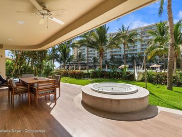 Departamento frente al mar en venta en Nuevo Vallarta