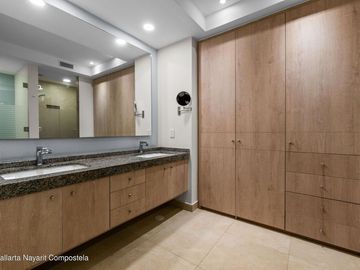 Departamento frente al mar en venta en Nuevo Vallarta