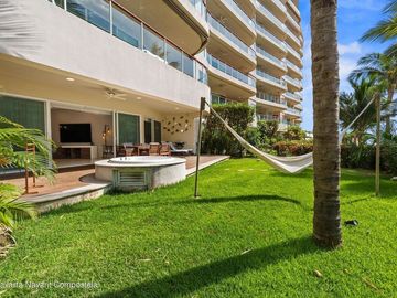 Departamento frente al mar en venta en Nuevo Vallarta