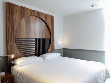 🌟 SINGULAR JOY – One Bedroom Unit 411