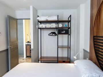 🌟 SINGULAR JOY – One Bedroom Unit 411