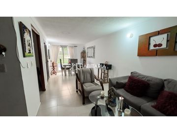 Venta de casa en Dosquebradas con piscina y zonas sociales