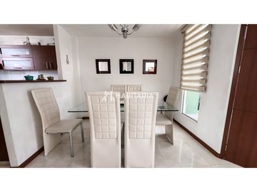 Venta de casa en Dosquebradas  con piscina y gimnasio