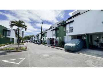 Venta de casa en Dosquebradas  con piscina y gimnasio