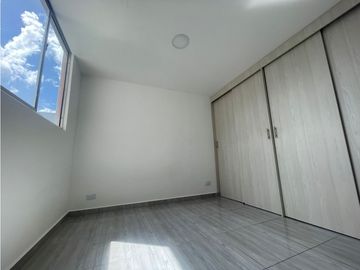 Venta de apartamento en colinas de los Búcaros Bello