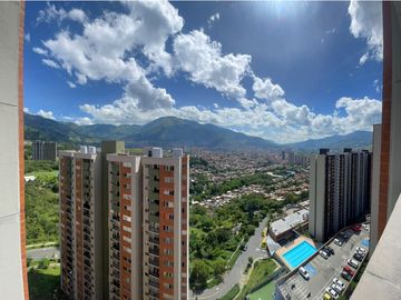 Venta de apartamento en colinas de los Búcaros Bello
