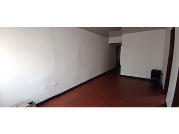 VENTA CASA TRES NIVELES BARRIO BRETAÑA CN W:9198641