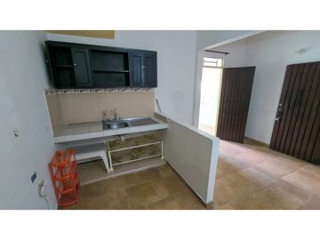 VENTA CASA TRES NIVELES BARRIO BRETAÑA CN W:9198641