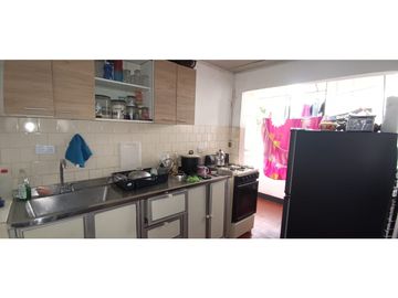 VENTA CASA TRES NIVELES BARRIO BRETAÑA CN W:9198641