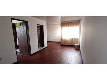 VENTA CASA TRES NIVELES BARRIO BRETAÑA CN W:9198641